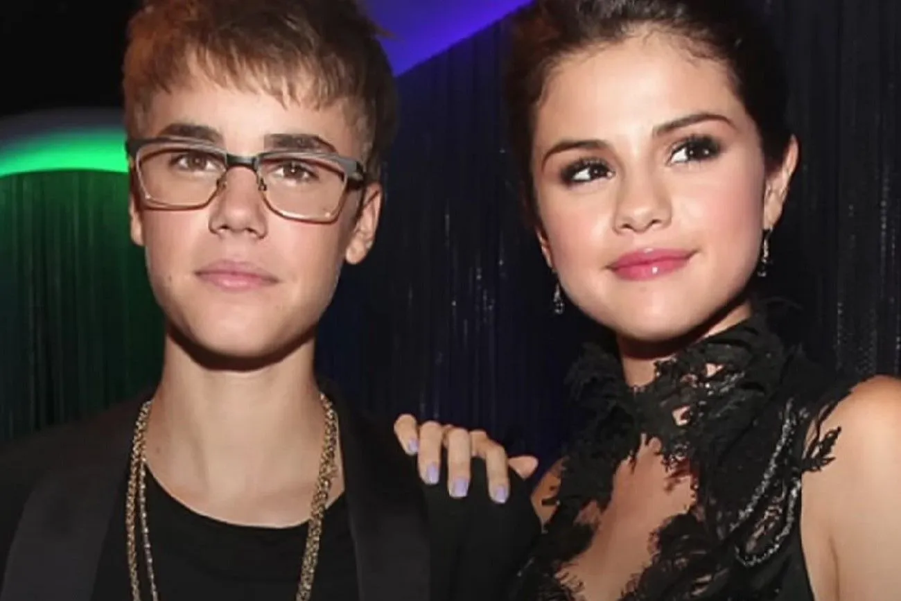 1. The beginning of the romance between Selena Gomez and Justin Bieber.jpg?format=webp